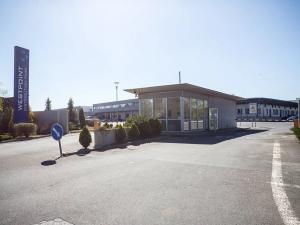 Pronájem kanceláře, Praha - Ruzyně, U silnice, 298 m2