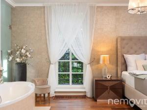 Prodej vily, Praha - Dejvice, V Šáreckém údolí, 459 m2