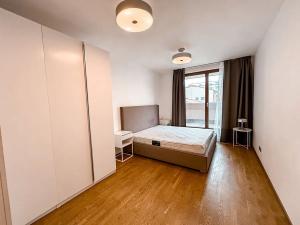 Pronájem bytu 2+kk, Praha - Holešovice, V háji, 76 m2