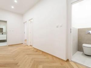 Prodej bytu 3+kk, Praha - Libeň, U pošty, 77 m2