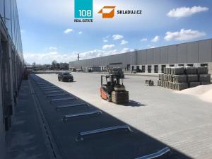 Pronájem skladu, Pardubice, Nádražní, 2500 m2