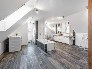 Prodej rodinného domu, Praha - Kbely, Troskovická, 120 m2