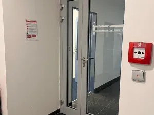 Pronájem kanceláře, Praha - Letňany, 150 m2