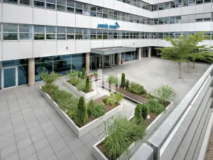 Pronájem kanceláře, Praha - Smíchov, Radlická, 790 m2