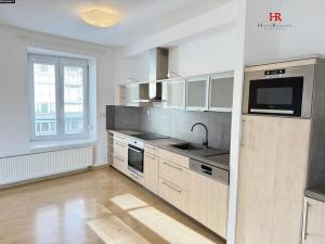Pronájem bytu 3+kk, Benešov, Dukelská, 68 m2