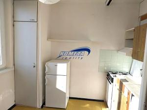 Prodej bytu 1+1, Rousínov, V Sídlišti, 32 m2