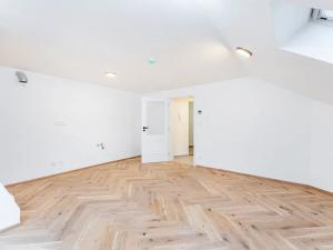 Prodej bytu 2+kk, Praha - Vršovice, Žitomírská, 54 m2