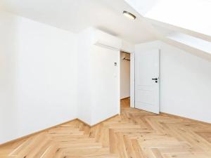 Prodej bytu 2+kk, Praha - Vršovice, Žitomírská, 54 m2