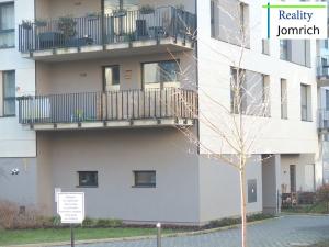 Pronájem bytu 2+kk, Liberec, Vítězná, 60 m2