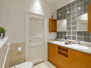 Pronájem bytu 3+1, Praha - Vinohrady, Mánesova, 118 m2