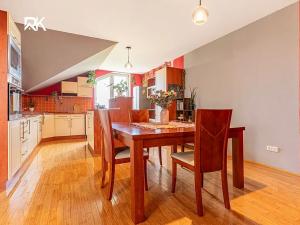 Prodej bytu 3+kk, Chvaletice, Obránců míru, 109 m2