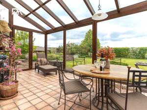 Prodej rodinného domu, Bříství, 375 m2