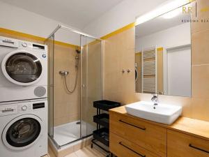 Pronájem bytu 2+kk, Brno, Výstavní, 49 m2