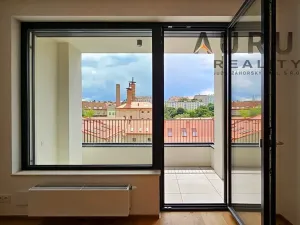 Pronájem bytu 2+kk, Praha - Nusle, Bělehradská, 60 m2