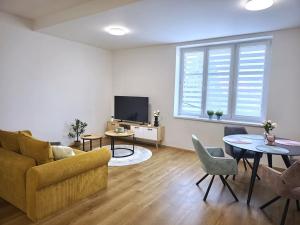 Pronájem bytu 3+kk, Slaný, Stehlíkova, 98 m2