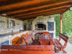 Prodej chaty, Chvalkovice, 76 m2