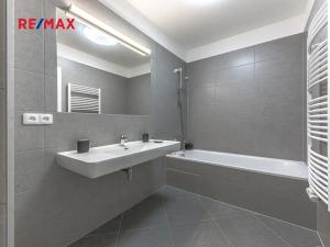 Prodej bytu 4+kk, Praha - Ruzyně, Stočesova, 101 m2