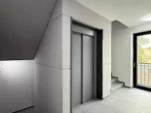 Prodej bytu 4+kk, České Budějovice, Štítného, 89 m2