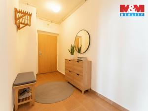 Prodej bytu 2+kk, Praha - Kyje, Pelušková, 52 m2