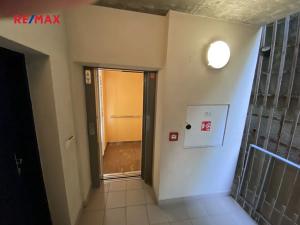 Pronájem bytu 2+kk, Praha - Michle, U michelského mlýna, 70 m2