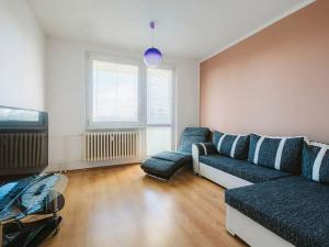 Prodej bytu 2+1, Třebíč, Fr. Hrubína, 54 m2