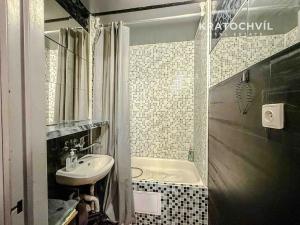 Pronájem bytu 1+kk, Praha - Bohnice, Toruňská, 33 m2