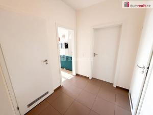 Pronájem bytu 3+kk, Praha - Hloubětín, Saarinenova, 80 m2