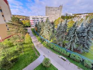 Pronájem bytu 3+1, Praha - Motol, Hennerova, 61 m2