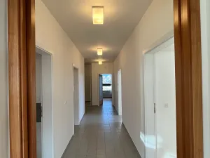 Pronájem bytu 4+kk, Praha - Holešovice, U Uranie, 90 m2