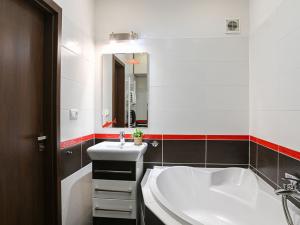 Prodej bytu 3+1, Havířov - Šumbark, Mládí, 68 m2