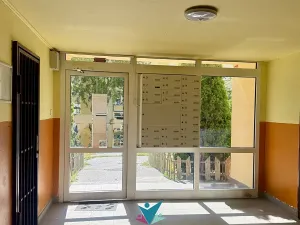 Prodej bytu 1+1, Krupka, Karla Čapka, 36 m2