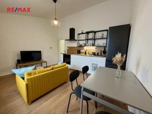 Pronájem bytu 2+kk, Praha - Nusle, Sinkulova, 39 m2