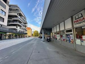 Pronájem obchodního prostoru, Praha - Stodůlky, Hábova, 108 m2