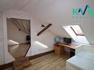 Prodej bytu 5+1, Ostrov, Lipová, 125 m2