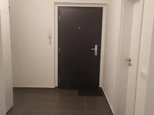 Pronájem bytu 1+kk, Praha - Letňany, Škrábkových, 33 m2