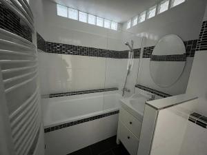 Pronájem bytu 2+1, Chomutov, 17. listopadu, 58 m2