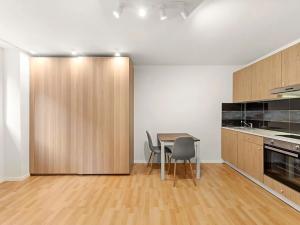 Pronájem bytu 1+kk, Praha - Michle, Michelská, 25 m2