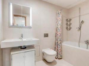 Prodej bytu 6+kk a větší, Praha - Žižkov, Ke kapslovně, 226 m2