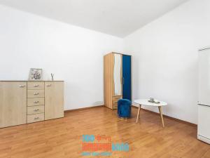 Pronájem bytu 1+kk, Praha - Holešovice, U Uranie, 26 m2