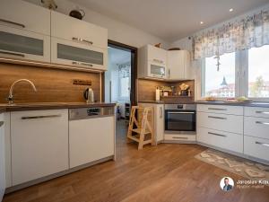 Prodej bytu 3+kk, Jičín, Lidické náměstí, 78 m2