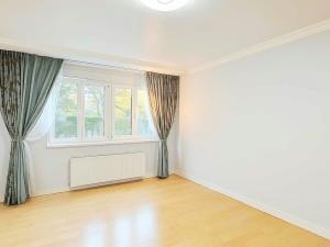 Prodej bytu 3+1, Praha - Dejvice, Mydlářka, 105 m2