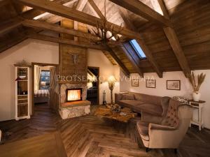 Prodej činžovního domu, Lipí, 197 m2