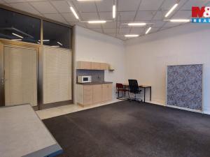Pronájem obchodního prostoru, Ústí nad Orlicí, T. G. Masaryka, 35 m2