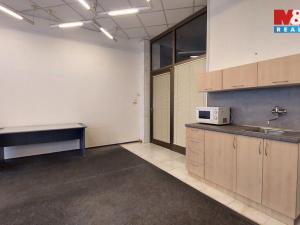 Pronájem obchodního prostoru, Ústí nad Orlicí, T. G. Masaryka, 35 m2