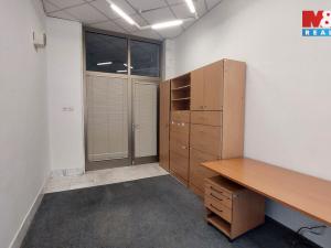Pronájem obchodního prostoru, Ústí nad Orlicí, T. G. Masaryka, 15 m2