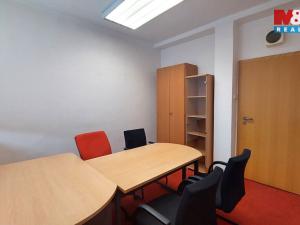 Pronájem obchodního prostoru, Ústí nad Orlicí, T. G. Masaryka, 15 m2