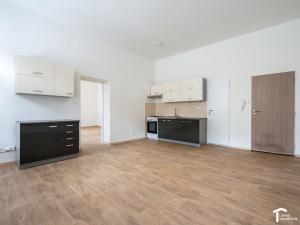 Pronájem bytu 3+kk, Pardubice - Zelené Předměstí, Smilova, 90 m2