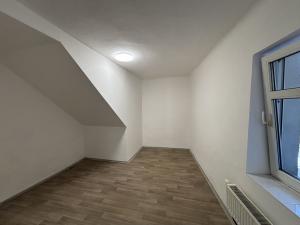 Pronájem bytu 2+1, Turnov, Výšinka, 43 m2