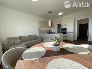 Pronájem bytu 2+kk, Brno, Zemědělská, 58 m2