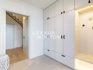 Pronájem rodinného domu, Praha - Malešice, Dubského, 166 m2